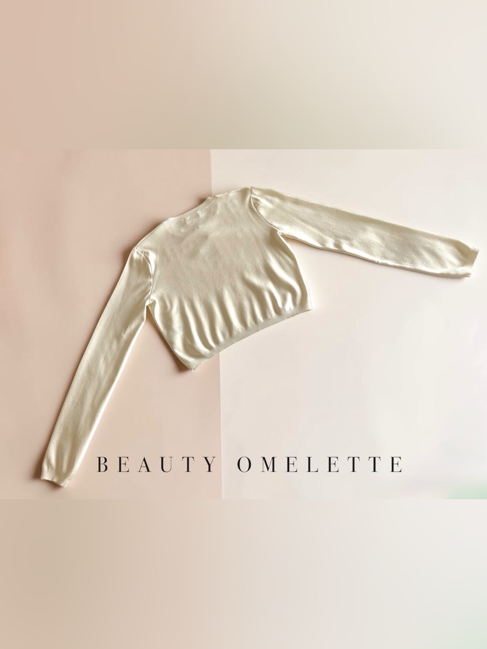 BEAUTY OMELETTE Off-White Teardrop-neckline Crop Top - Picture 3 of 9